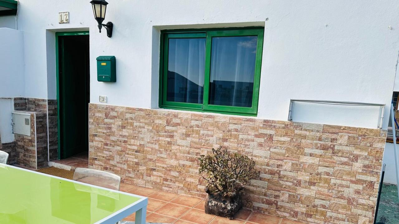 Apartamento La Dehesa Uga Exterior photo